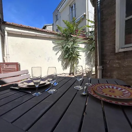 Chamonix Magnifique Duplex Avec Terrasse Au Centre Apartment Reims